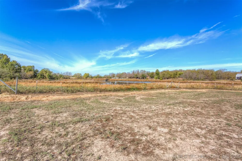 37760 E 171st Street S Porter, OK 74454