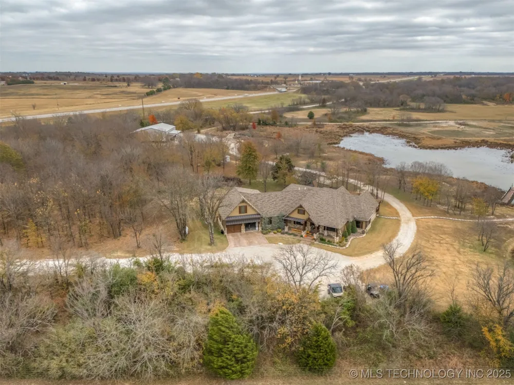 37760 E 171st Street S Porter, OK 74454