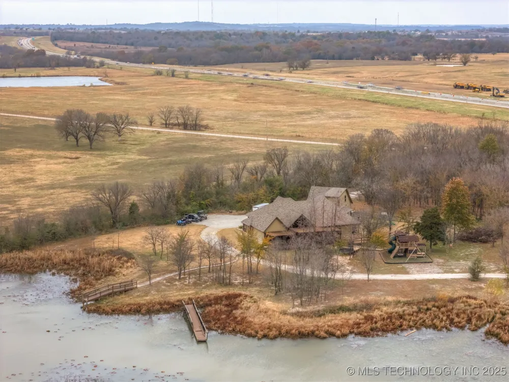 37760 E 171st Street S Porter, OK 74454