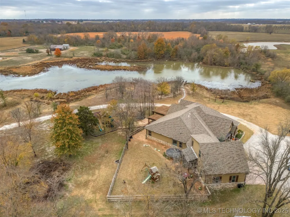37760 E 171st Street S Porter, OK 74454