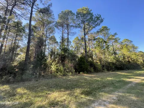 20 Hawthorne Trail