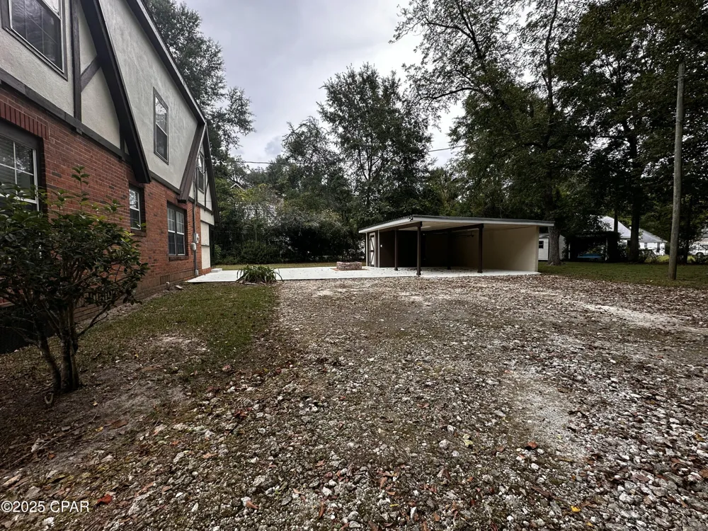 2986 Daniels Street Marianna, FL 32446