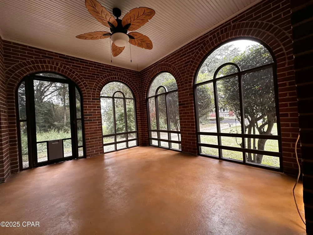 2986 Daniels Street Marianna, FL 32446