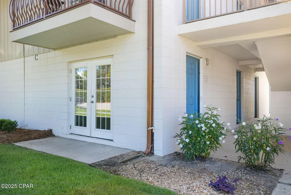 2100 W Beach Drive #C101