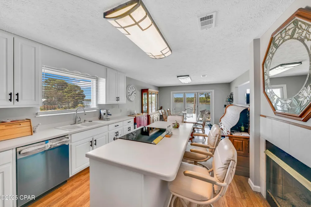 21926 Lakeview Drive Panama City Beach, FL 32413