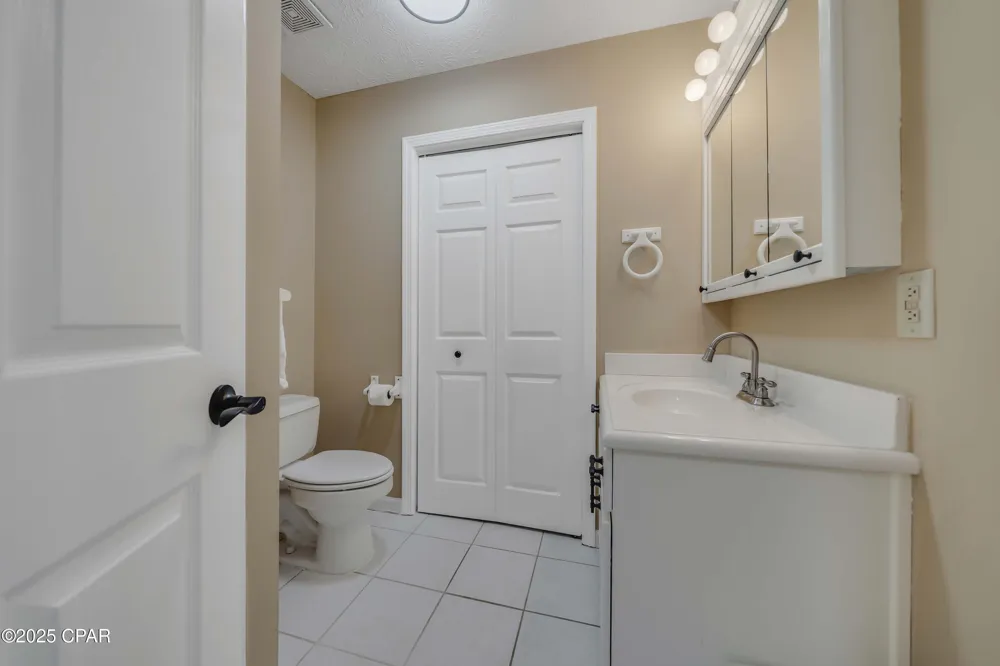 21926 Lakeview Drive Panama City Beach, FL 32413