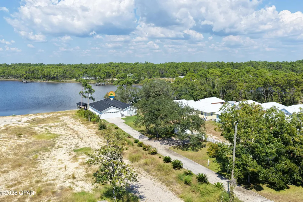 21926 Lakeview Drive Panama City Beach, FL 32413