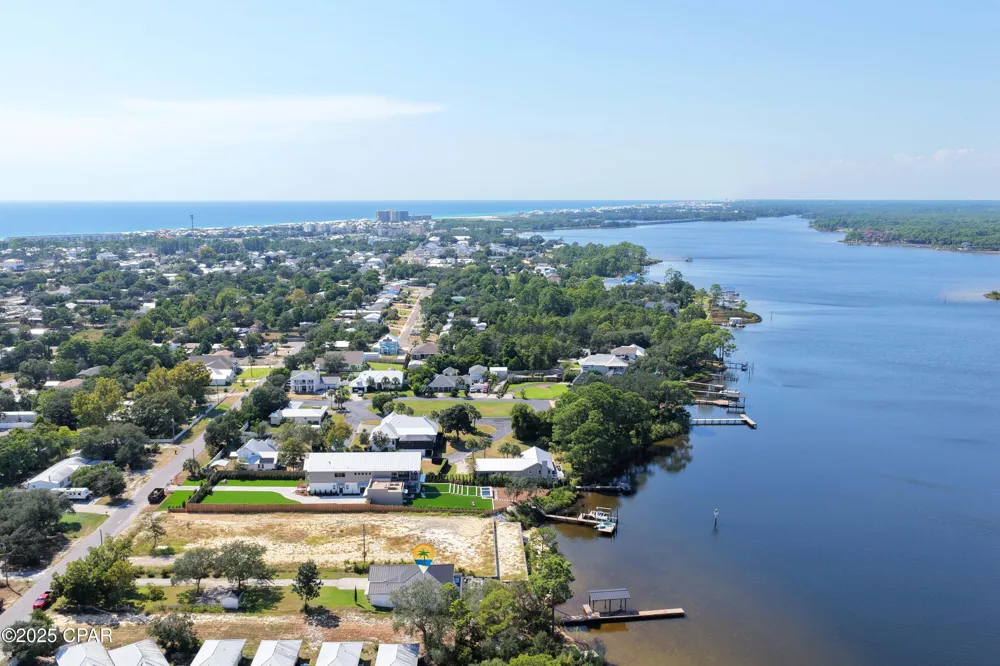 21926 Lakeview Drive Panama City Beach, FL 32413