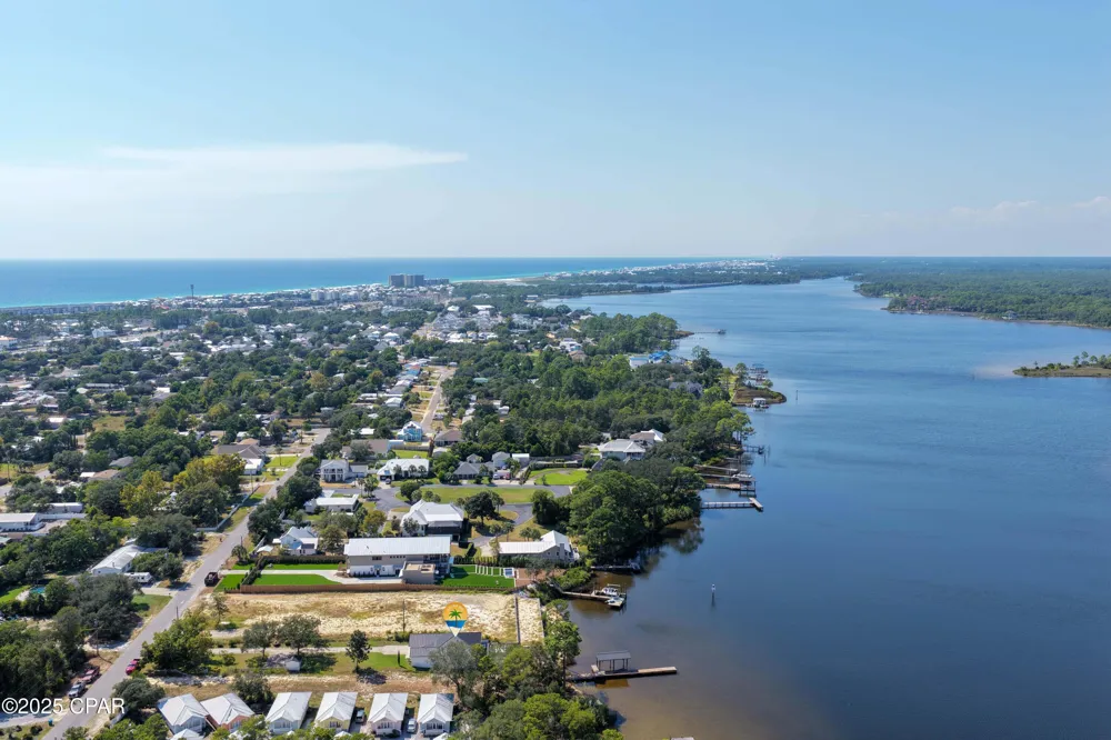 21926 Lakeview Drive Panama City Beach, FL 32413