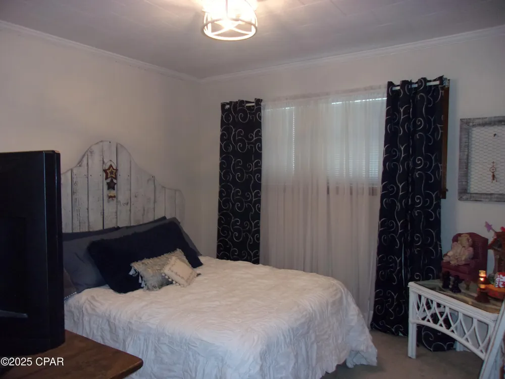 703 S Weeks Street Bonifay, FL 32425