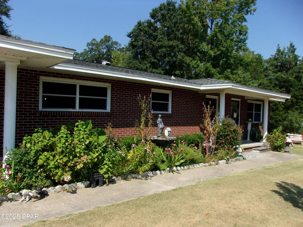 703 S Weeks Street Bonifay, FL 32425