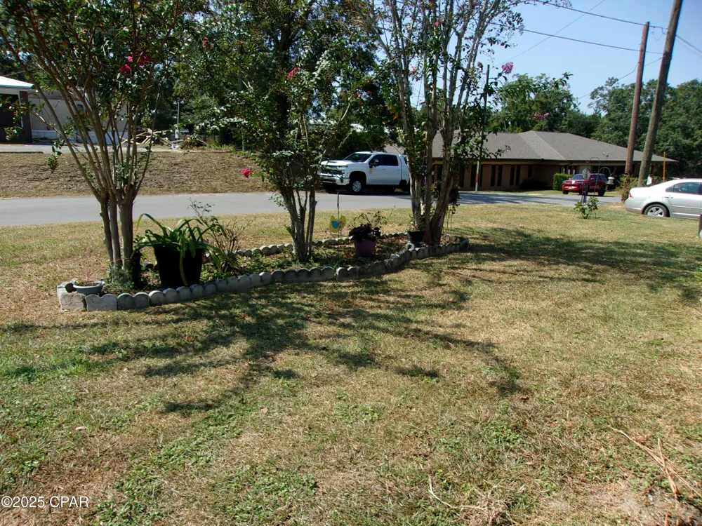 703 S Weeks Street Bonifay, FL 32425