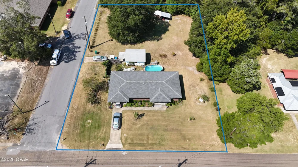 703 S Weeks Street Bonifay, FL 32425