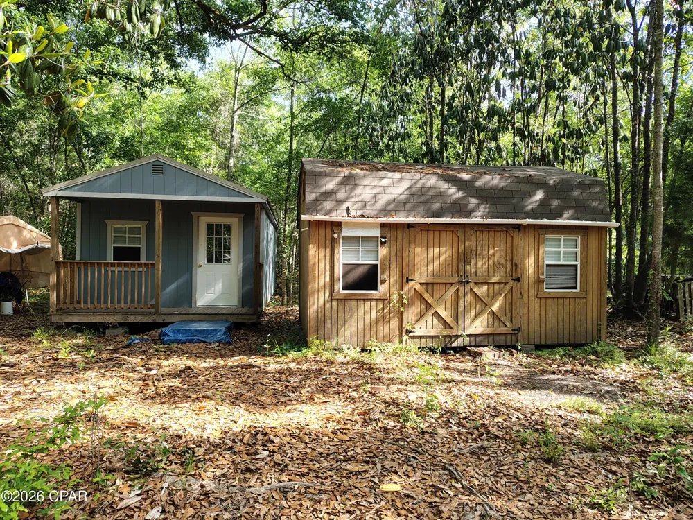1414 Highway 2 Graceville, FL 32440