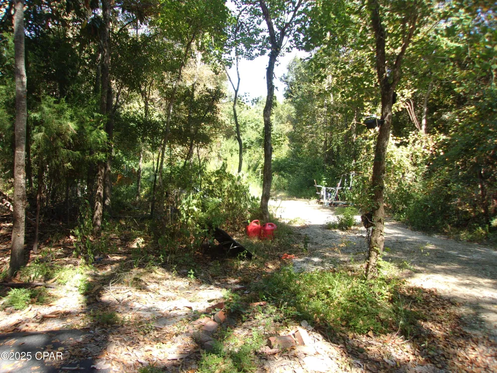 1414 Highway 2 Graceville, FL 32440