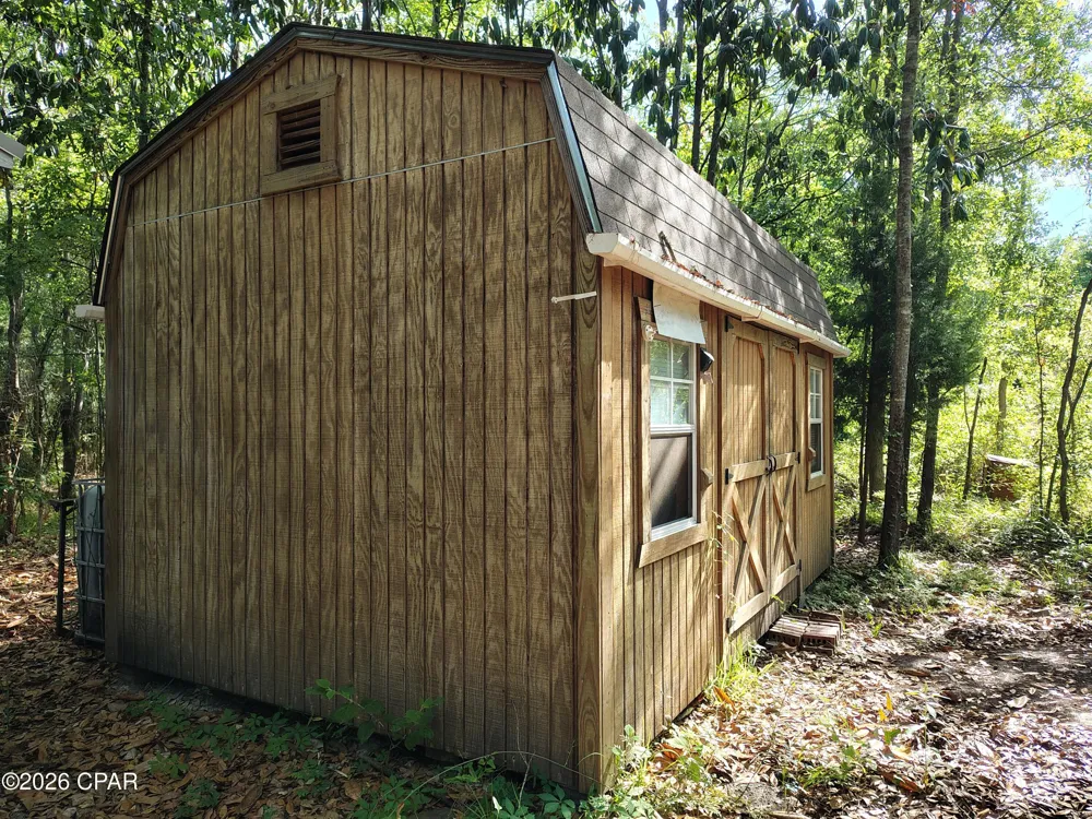 1414 Highway 2 Graceville, FL 32440