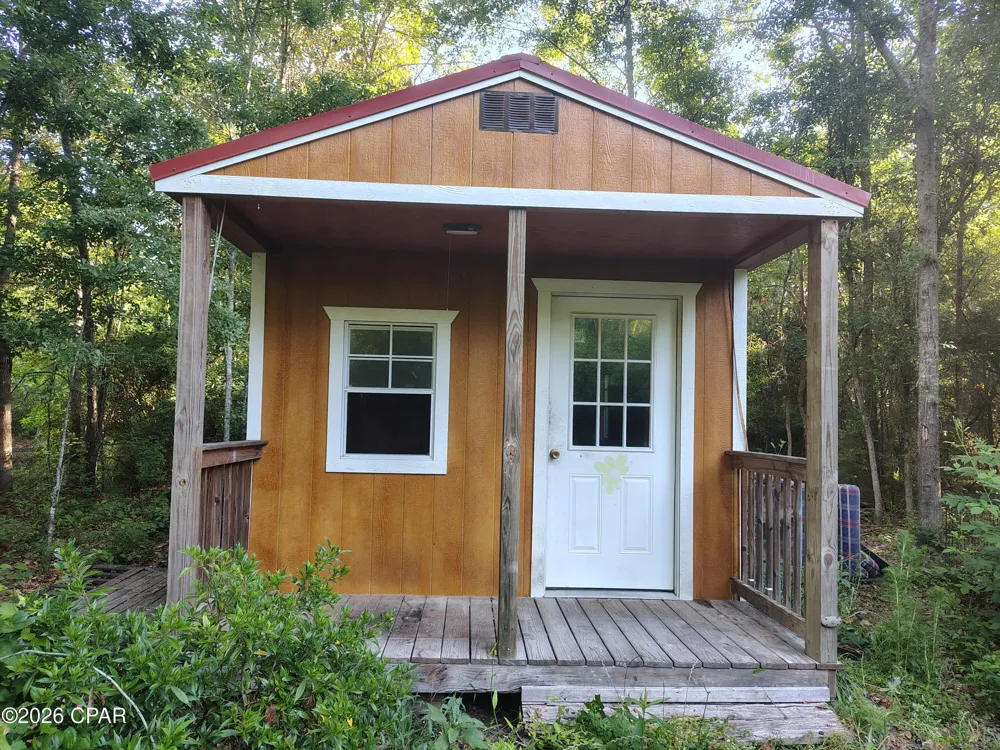 1414 Highway 2 Graceville, FL 32440
