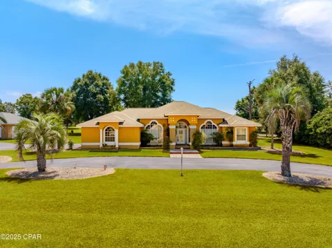 5239 Oak Drive
