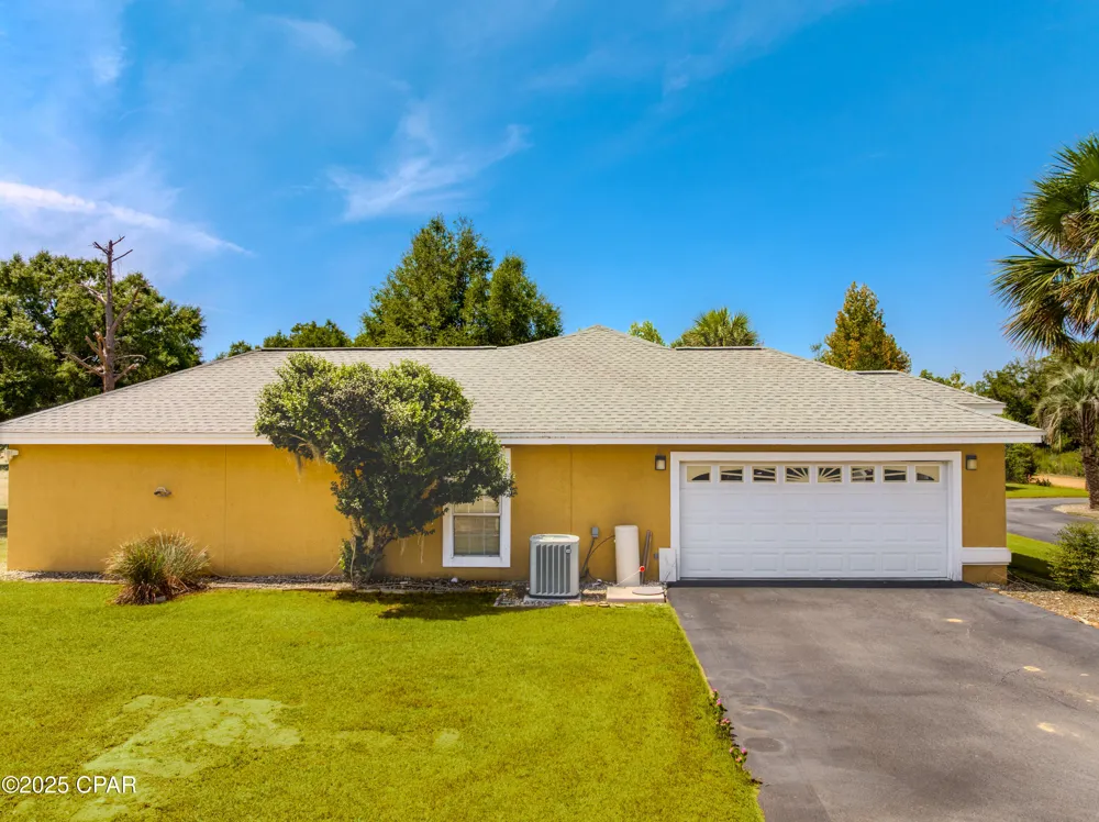 5239 Oak Drive Marianna, FL 32446