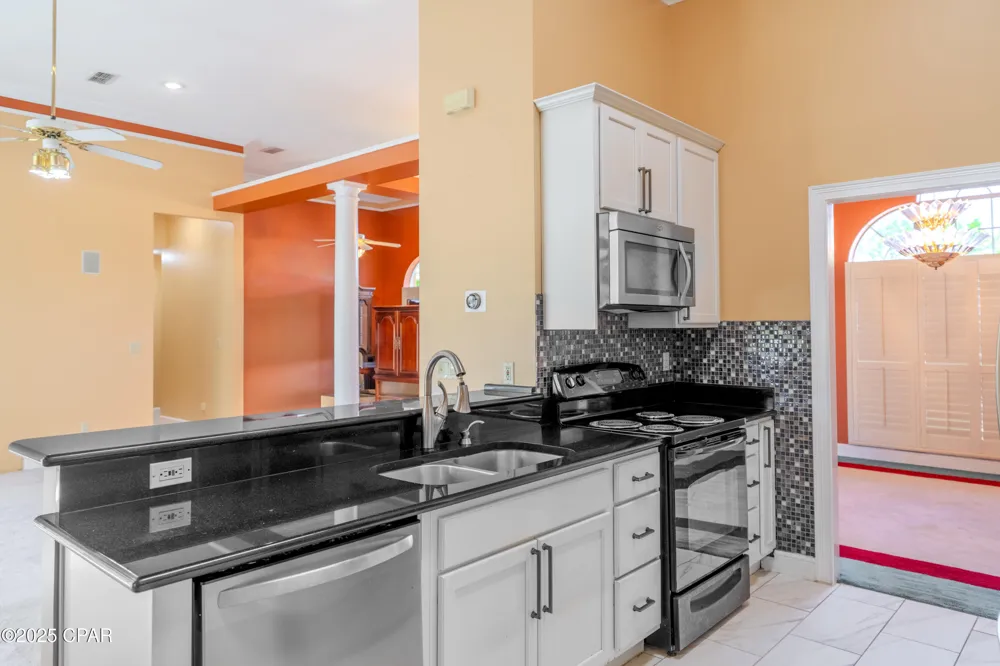 5239 Oak Drive Marianna, FL 32446