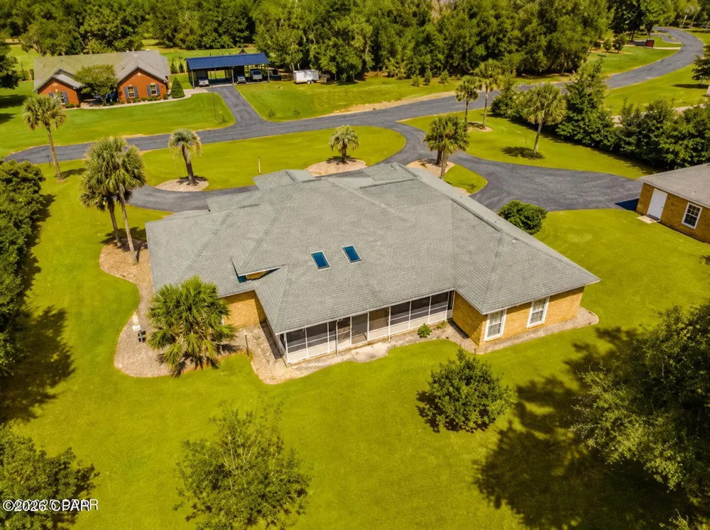5239 Oak Drive Marianna, FL 32446
