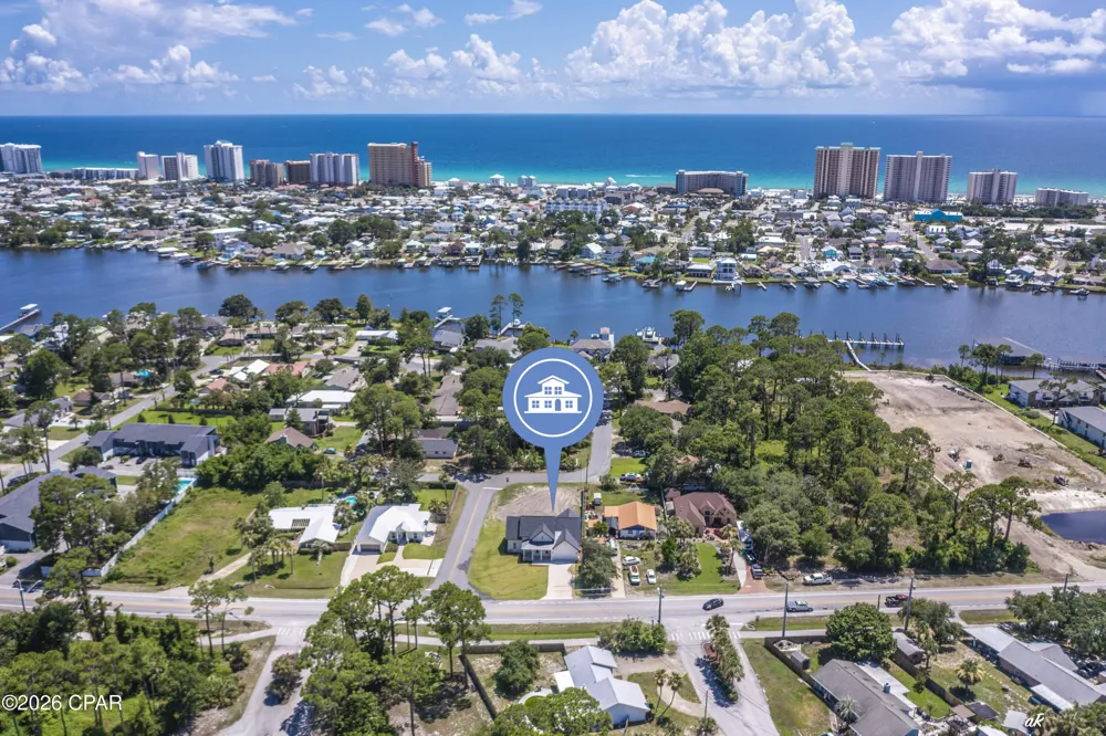 7213 Lagoon Drive Panama City, FL 32408