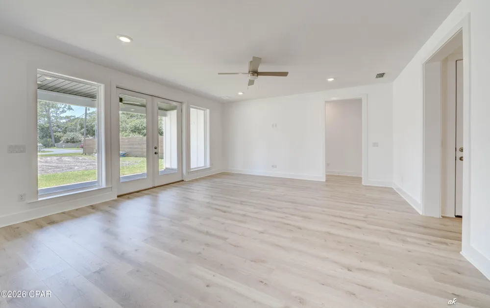7213 Lagoon Drive Panama City, FL 32408