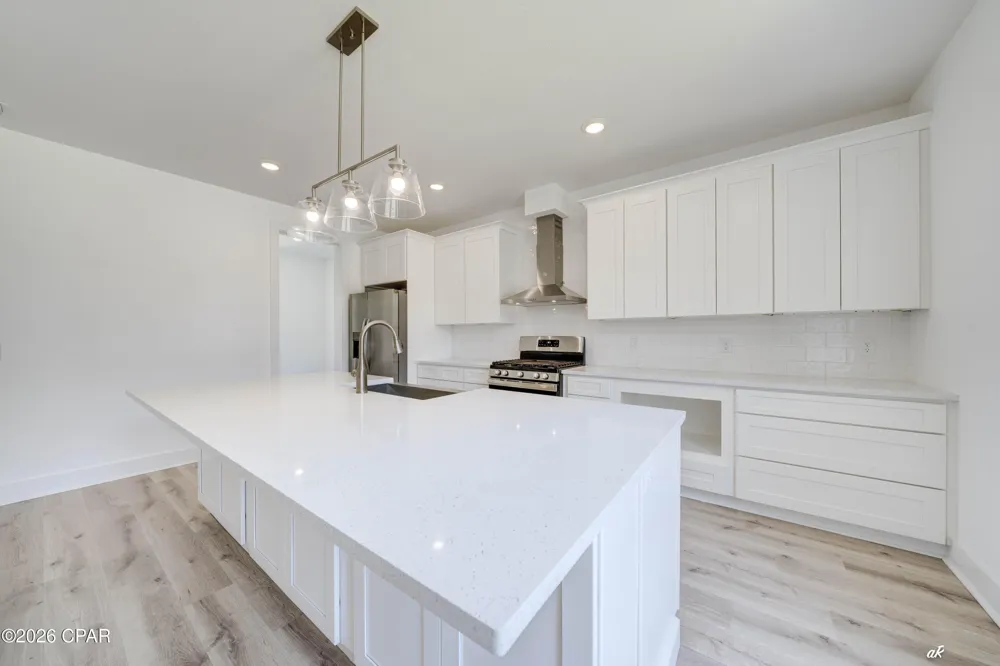 7213 Lagoon Drive Panama City, FL 32408
