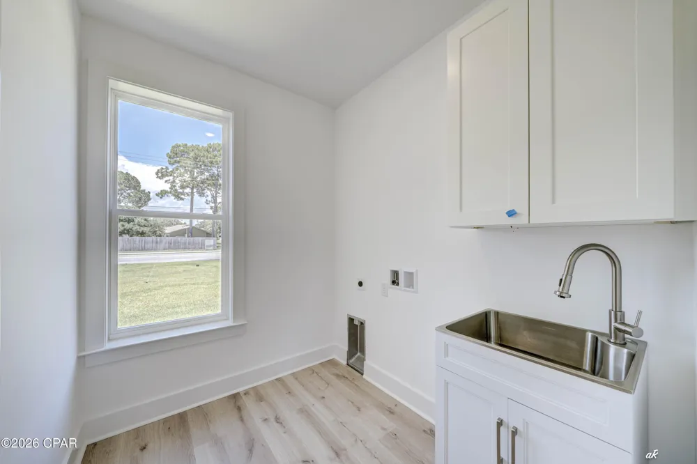 7213 Lagoon Drive Panama City, FL 32408