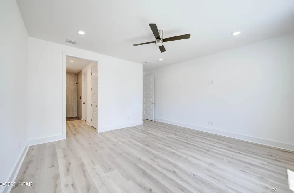 7213 Lagoon Drive Panama City, FL 32408