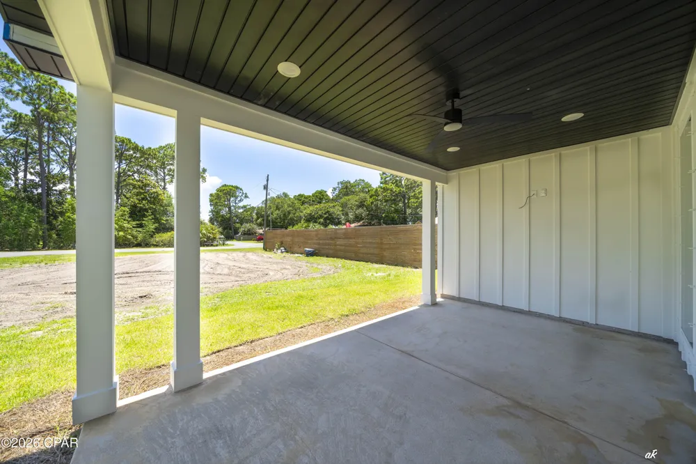 7213 Lagoon Drive Panama City, FL 32408
