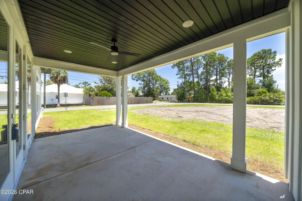 7213 Lagoon Drive Panama City, FL 32408