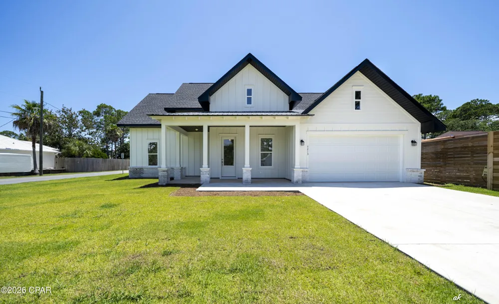 7213 Lagoon Drive Panama City, FL 32408