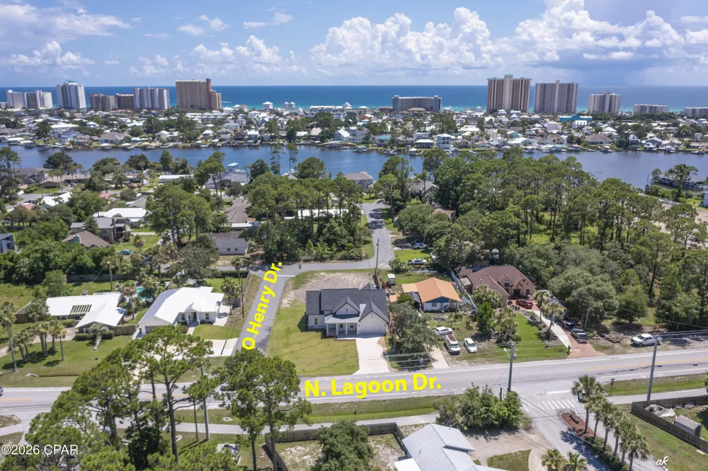 7213 Lagoon Drive Panama City, FL 32408