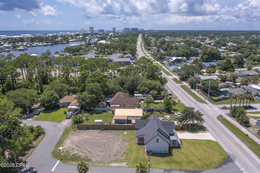 7213 Lagoon Drive Panama City, FL 32408