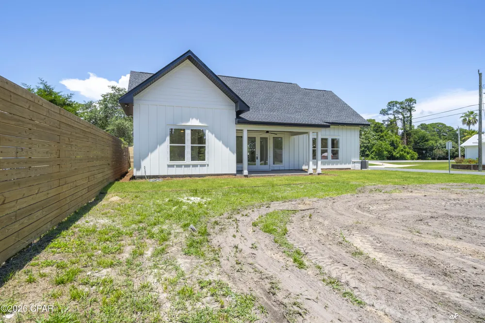 7213 Lagoon Drive Panama City, FL 32408