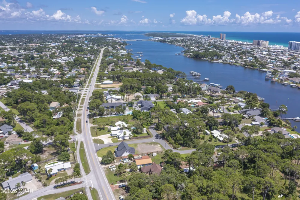 7213 Lagoon Drive Panama City, FL 32408