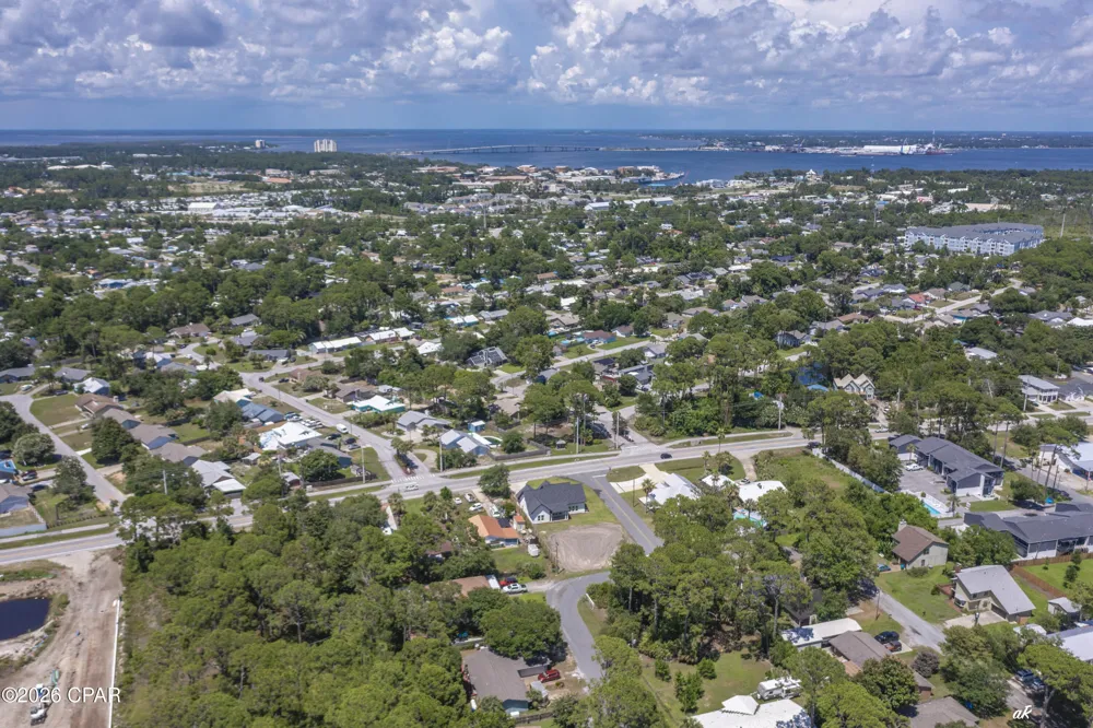 7213 Lagoon Drive Panama City, FL 32408