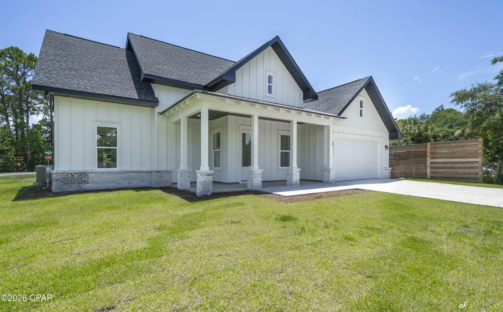 7213 Lagoon Drive Panama City, FL 32408