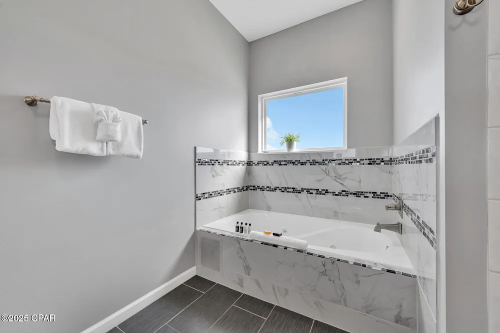 522 Lyndell Lane Panama City Beach, FL 32407