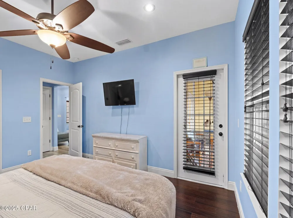 1008 E 10th Street Lynn Haven, FL 32444