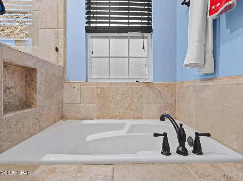 1008 E 10th Street Lynn Haven, FL 32444