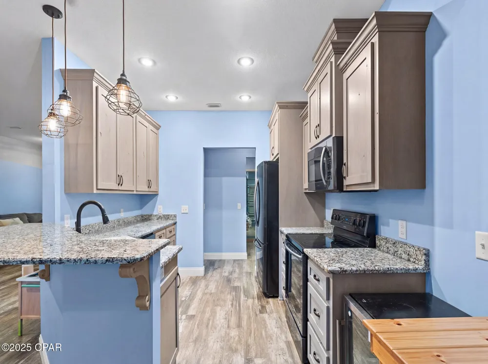 1008 E 10th Street Lynn Haven, FL 32444
