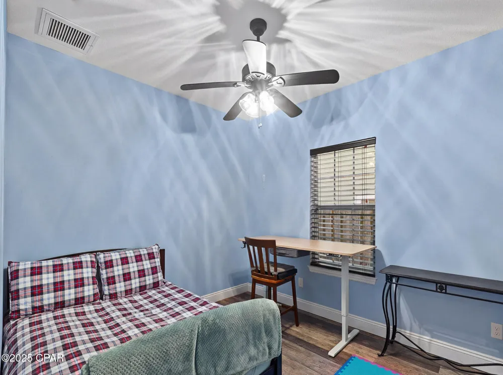 1008 E 10th Street Lynn Haven, FL 32444