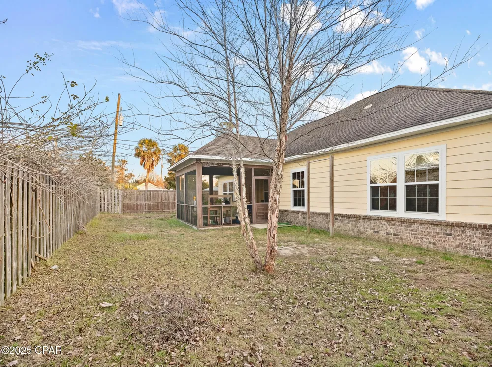 1008 E 10th Street Lynn Haven, FL 32444