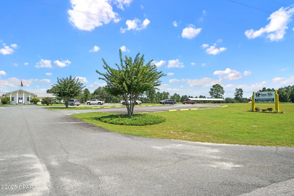15 Trellis Drive Chipley, FL 32428