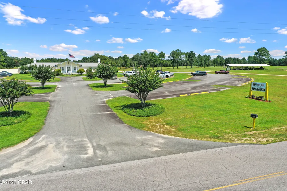 15 Trellis Drive Chipley, FL 32428