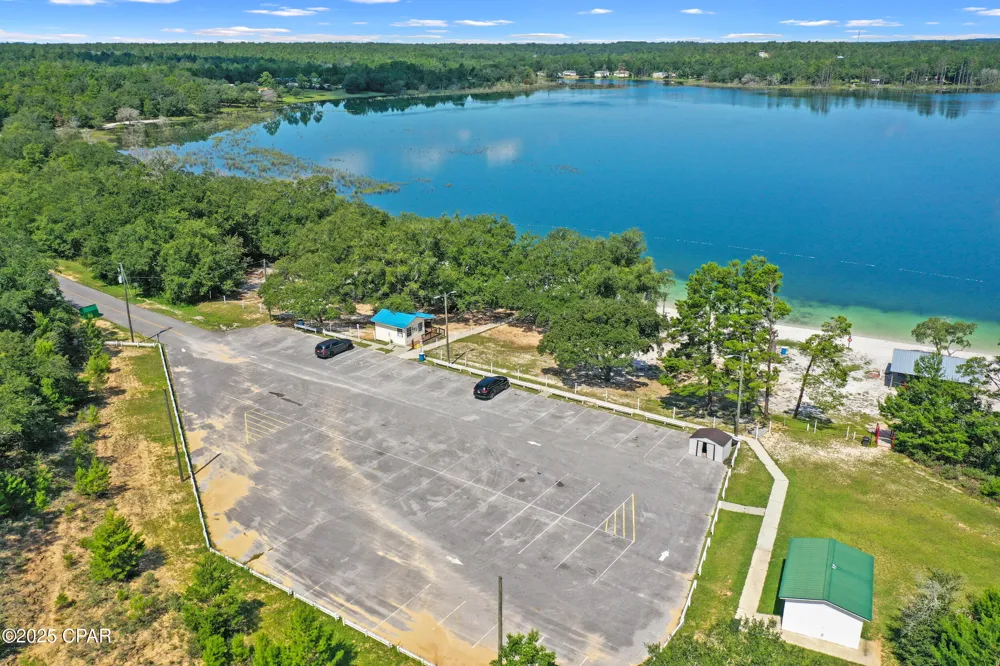 15 Trellis Drive Chipley, FL 32428