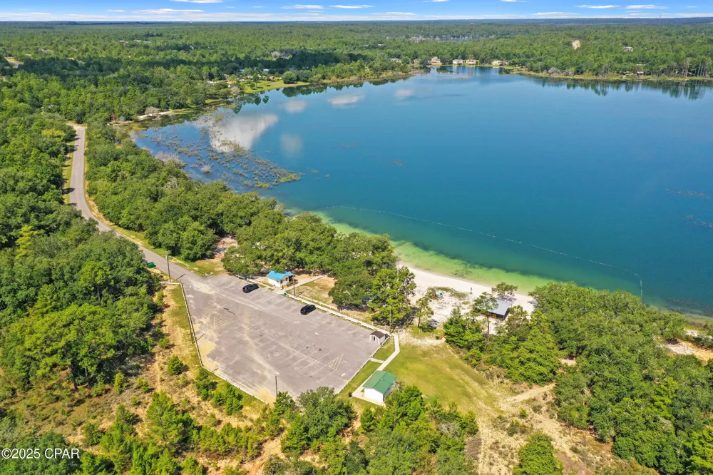15 Trellis Drive Chipley, FL 32428