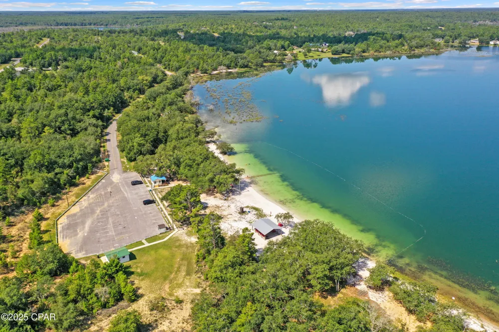 15 Trellis Drive Chipley, FL 32428